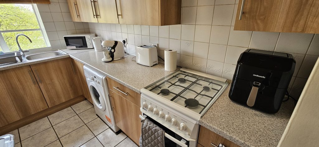 Brondesbury Apartment London